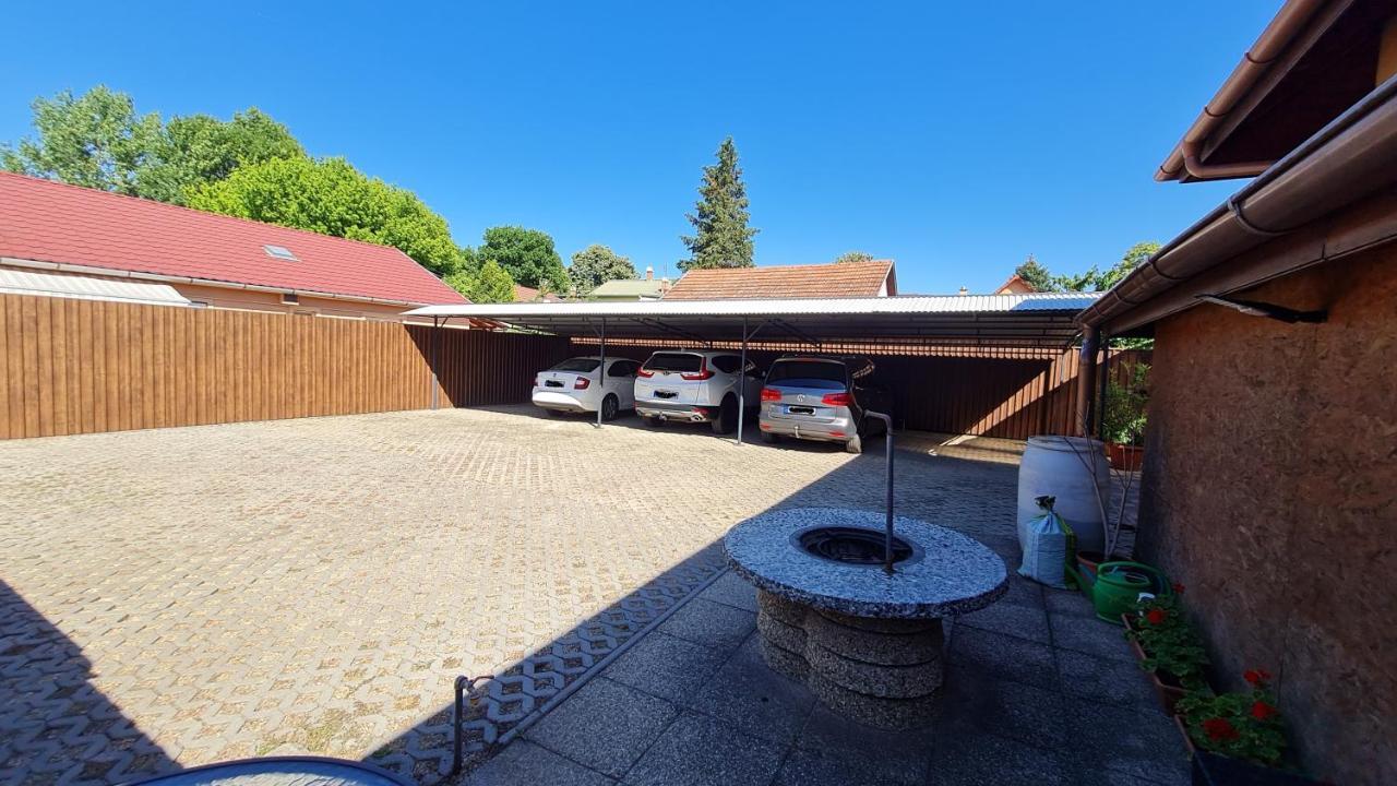 Ada Apartmanhaz Hajdúszoboszló Exterior foto