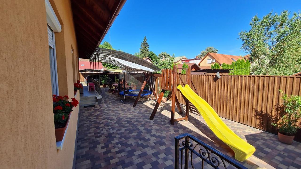 Ada Apartmanhaz Hajdúszoboszló Exterior foto