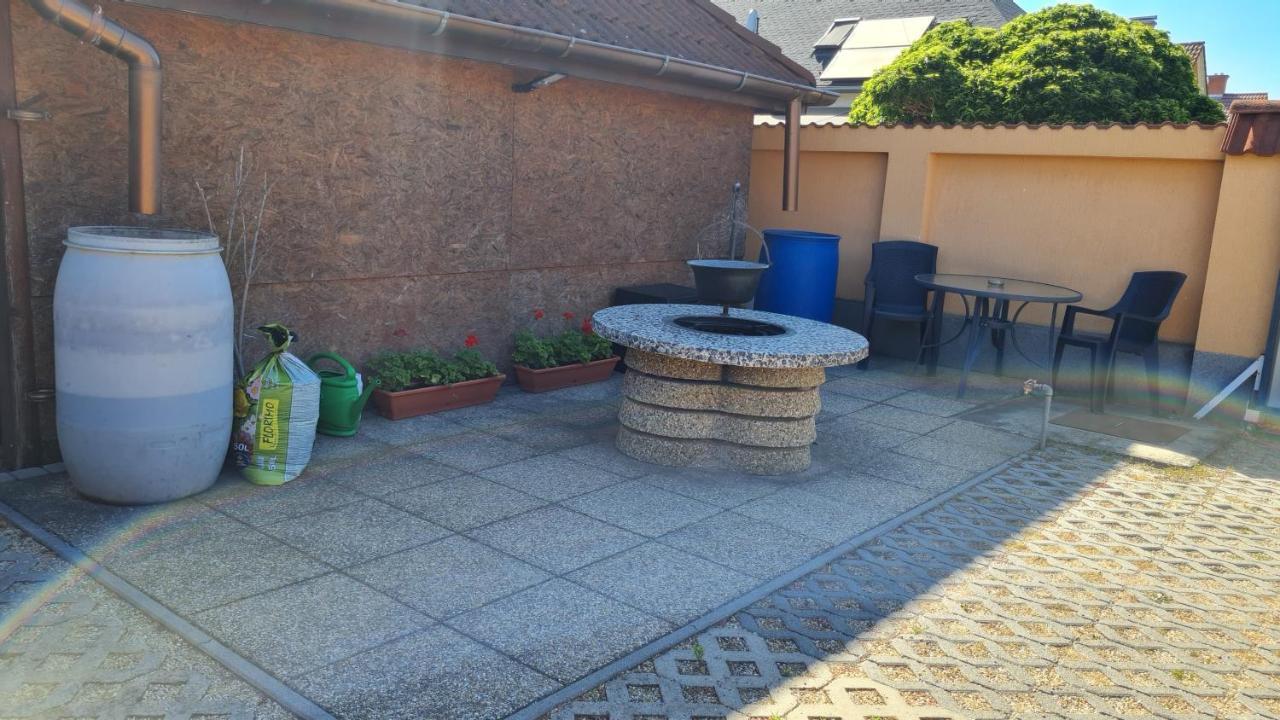 Ada Apartmanhaz Hajdúszoboszló Exterior foto