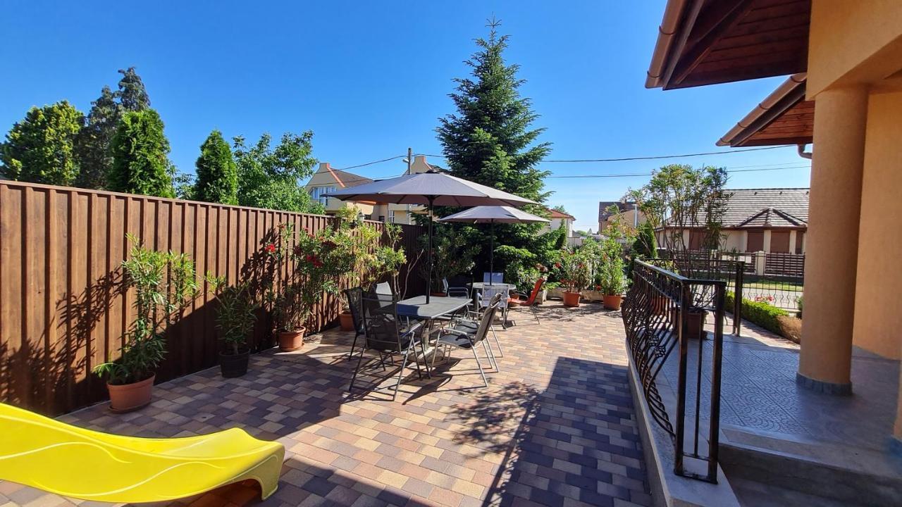 Ada Apartmanhaz Hajdúszoboszló Exterior foto
