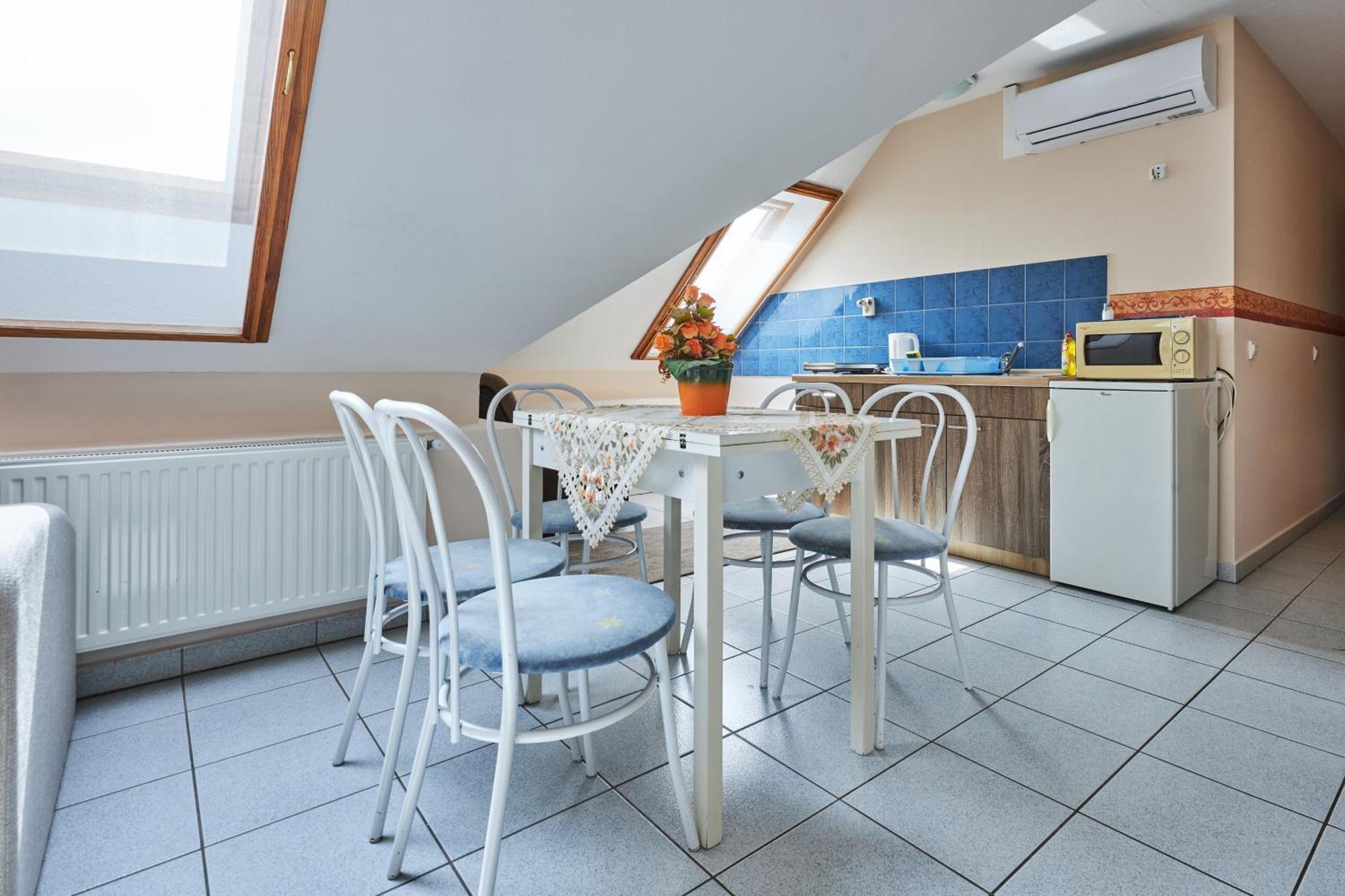 Ada Apartmanhaz Hajdúszoboszló Exterior foto