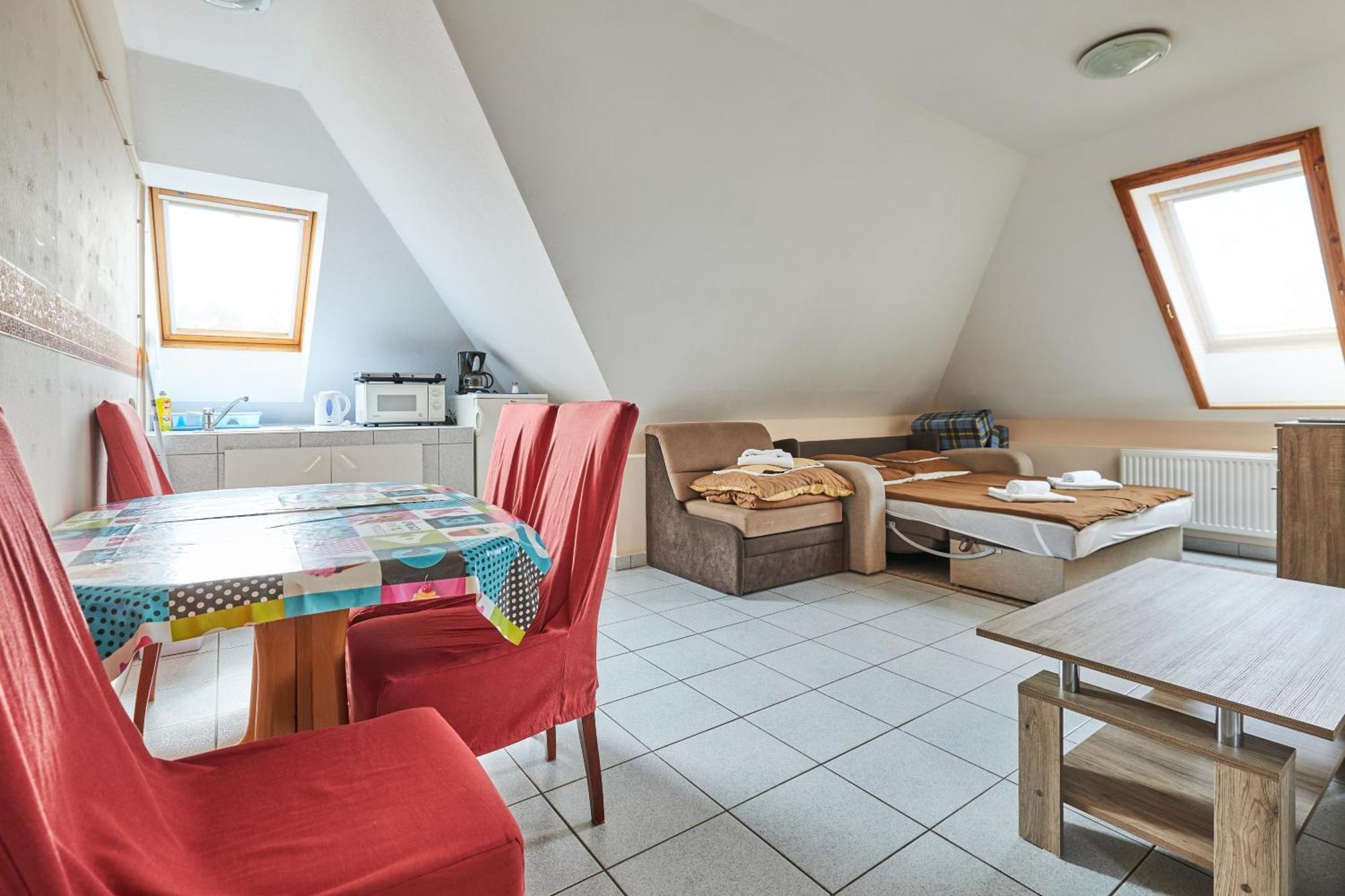 Ada Apartmanhaz Hajdúszoboszló Exterior foto