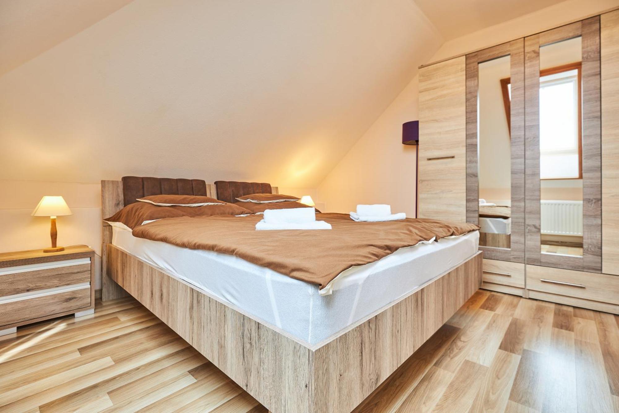 Ada Apartmanhaz Hajdúszoboszló Exterior foto