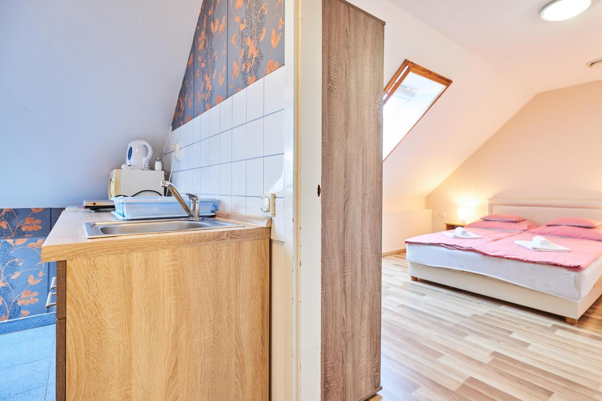 Ada Apartmanhaz Hajdúszoboszló Exterior foto