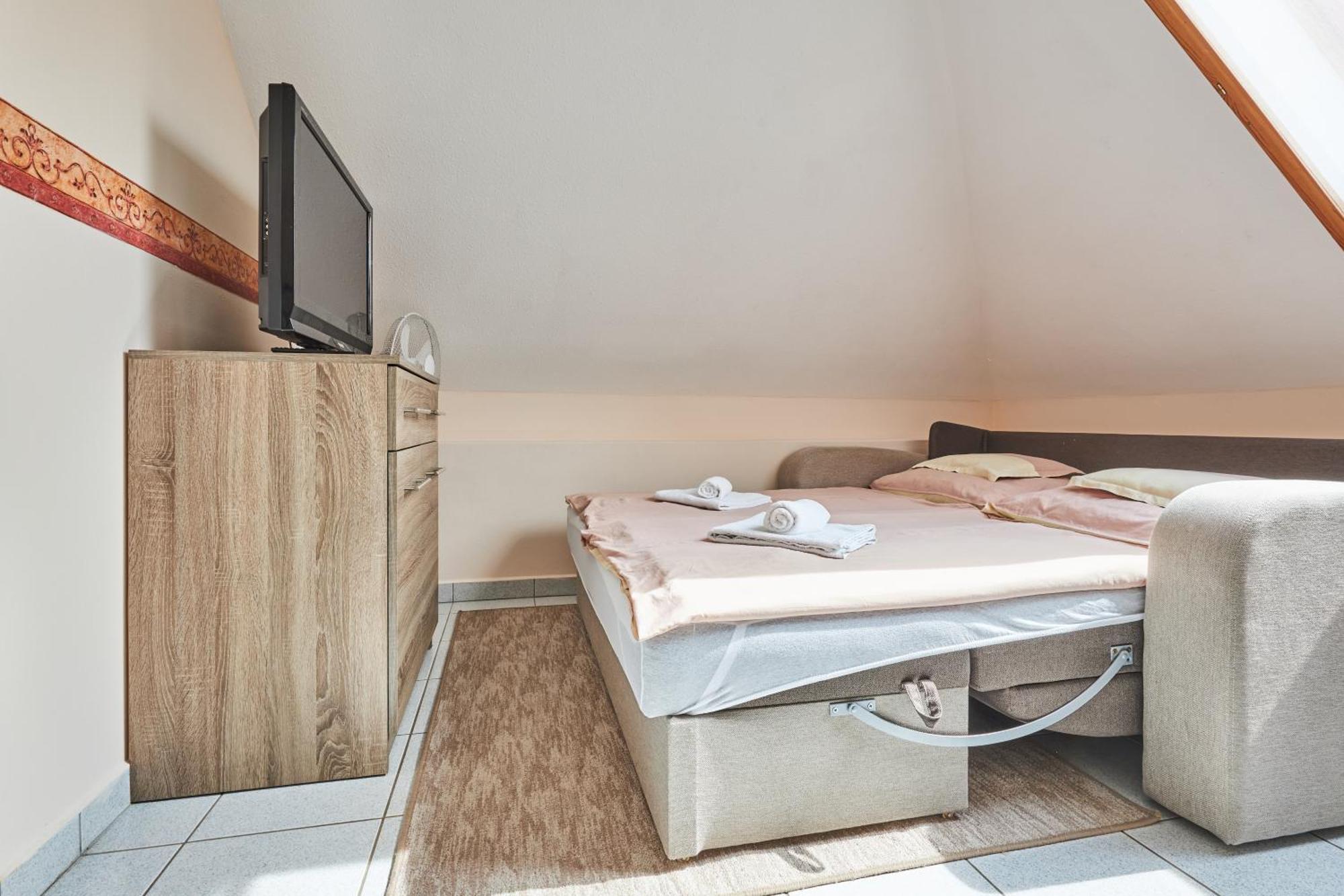 Ada Apartmanhaz Hajdúszoboszló Exterior foto
